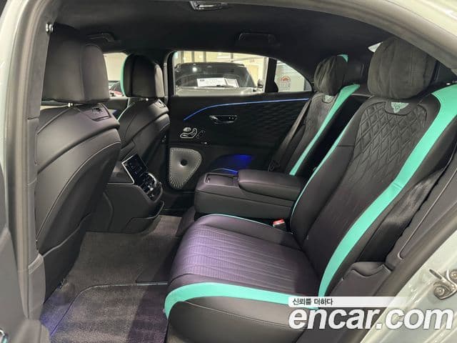 Bentley Flying Spur 2023 — Şəkil 12/20
