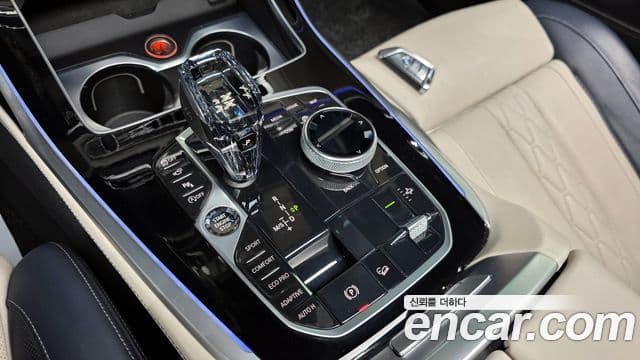 BMW X7 2019 — Photo 7/20