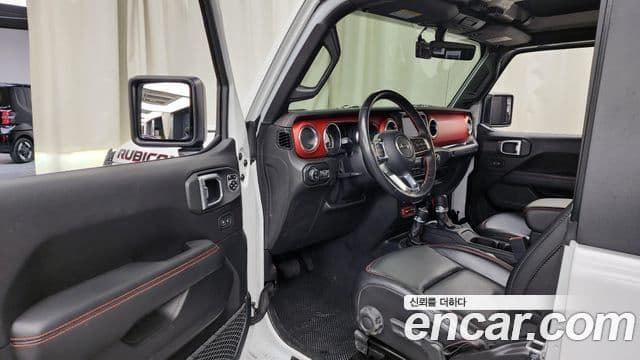 Jeep Wrangler 2019 — Şəkil 10/20