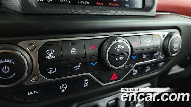 Jeep Wrangler 2019 — Photo 4/31