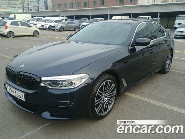 BMW 5 Series 2019 — Фото 1/15