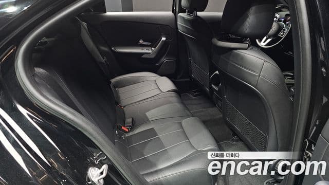Mercedes-Benz A-Class 2021 — Фото 11/20