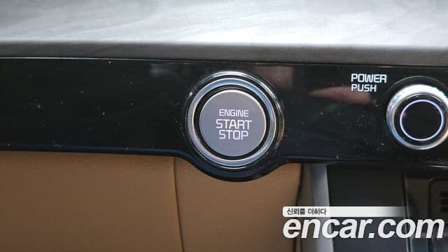 Kia Carnival 2020 — Фото 13/20