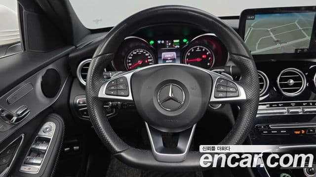 Mercedes-Benz C-Class 2018 — Şəkil 16/20