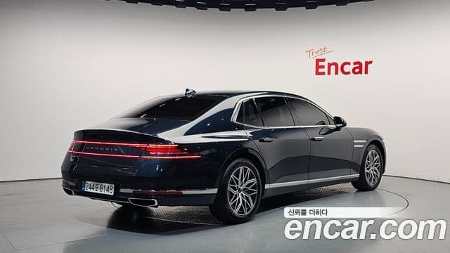Genesis G90 2023 — ფოტო 2/20