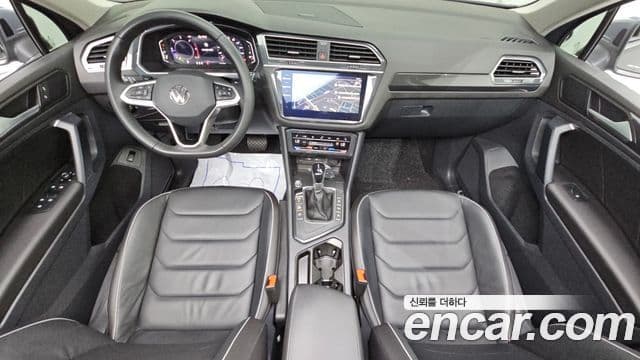 Volkswagen Tiguan 2024 — Photo 2/20