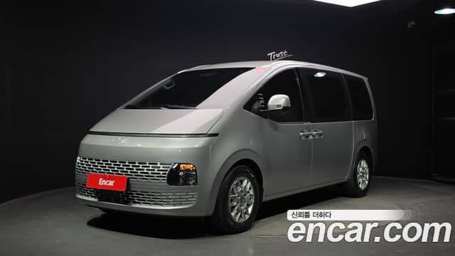 Hyundai Staria, 2025
