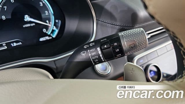Genesis GV80 2023 — Photo 32/34