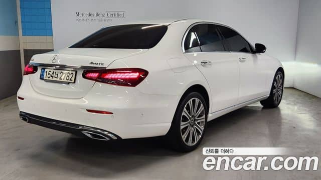Mercedes-Benz E-Class, 2023