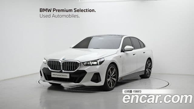 BMW 5 Series 2024 — ფოტო 10/20