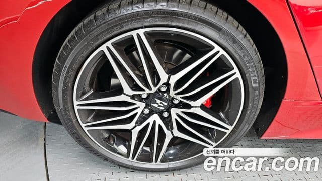 Kia Stinger 2020 — ფოტო 5/20