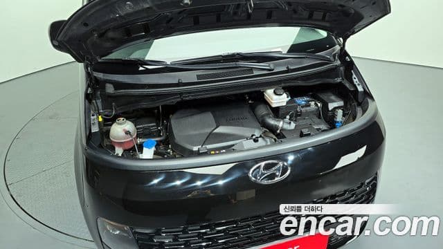 Hyundai Staria 2022 — ფოტო 6/20