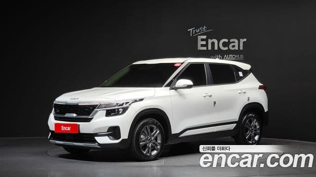 Kia Seltos 2022 — ფოტო 1/20