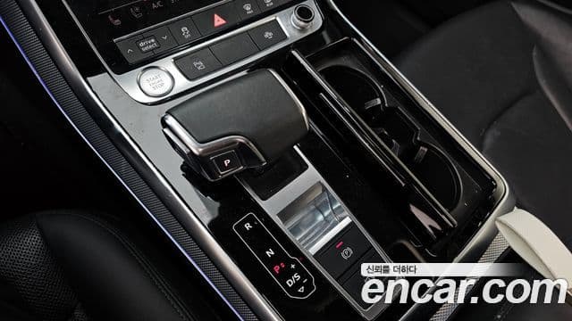 Audi Q7 2020 — Фото 9/20