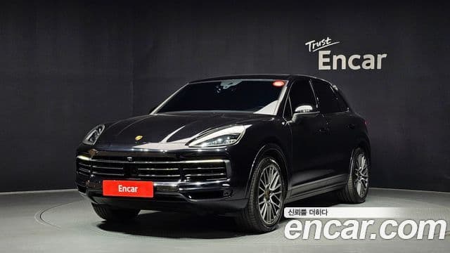 Porsche Cayenne 2019 — Фото 1/20