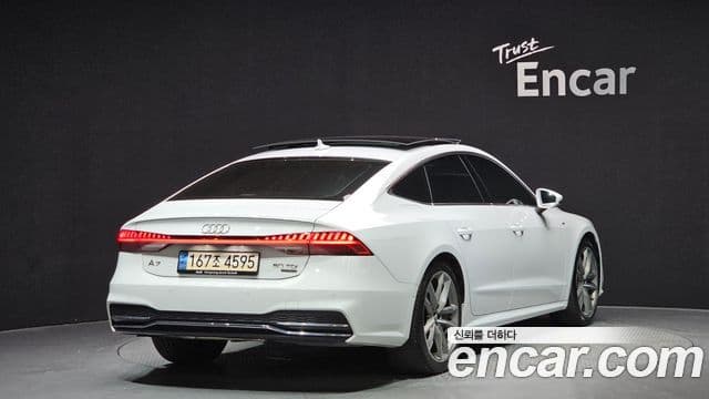 Audi A7 2020 — ფოტო 2/20