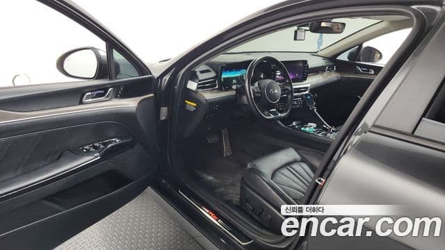Kia K5 2020 — ფოტო 10/20