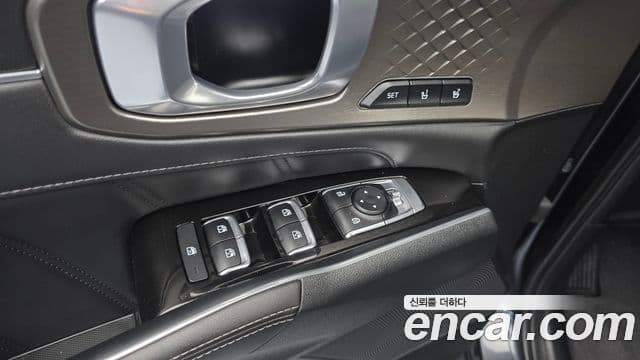 Kia Sorento 2021 — Фото 18/20