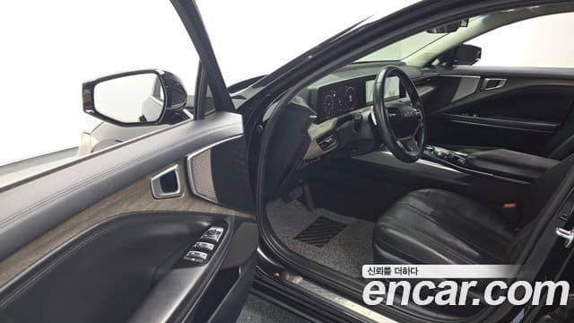 Kia K8 2021 — Şəkil 10/20