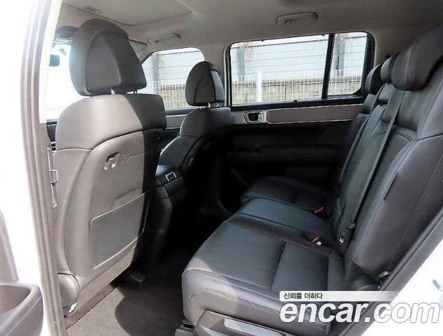 Hyundai Santa Fe 2024 — ფოტო 5/20