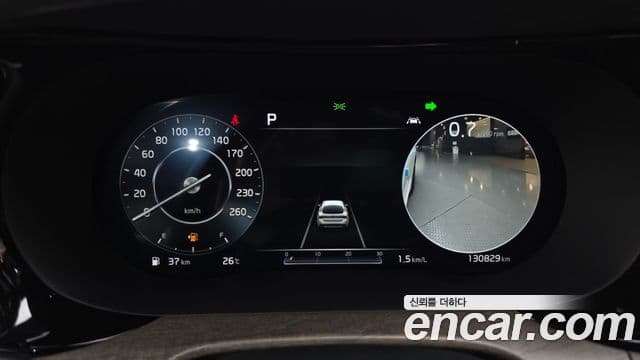 Kia K5 2020 — Şəkil 8/20