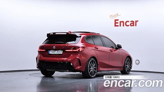 BMW 1 Series 2022 — ფოტო 2/20