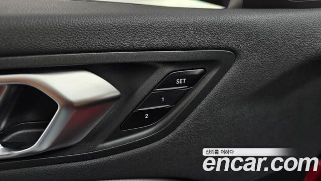 BMW 1 Series 2022 — ფოტო 17/20