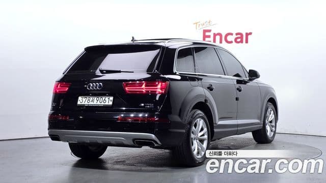 Audi Q7 2019 — Şəkil 2/20