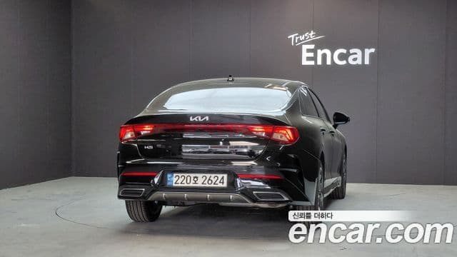 Kia K5 2023 — ფოტო 4/20