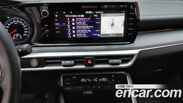 Kia K5 2023 — ფოტო 14/20