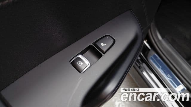 Kia K5 2023 — ფოტო 19/20