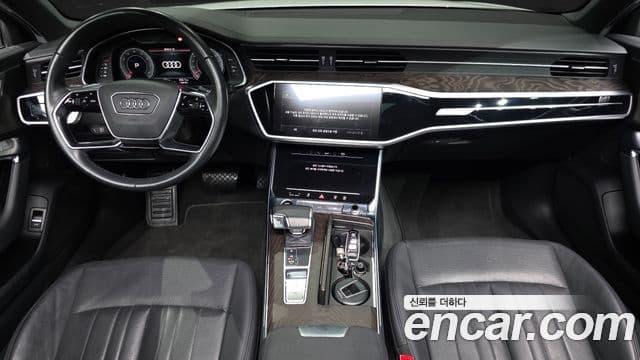 Audi A6 2021 — ფოტო 7/20