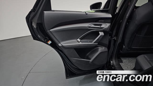Audi Q5 2025 — Photo 32/37