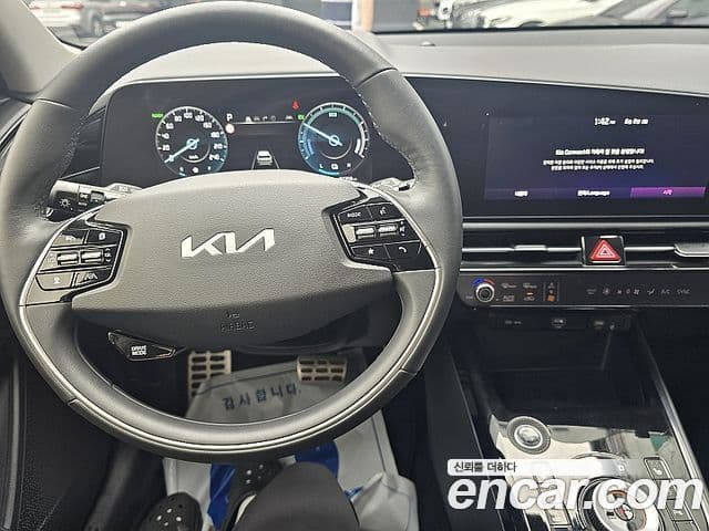 Kia Niro 2022 — Фото 12/20