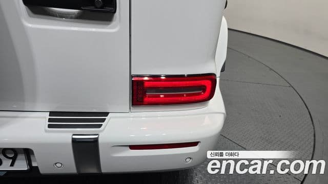 Mercedes-Benz G-Class 2025 — ფოტო 6/33