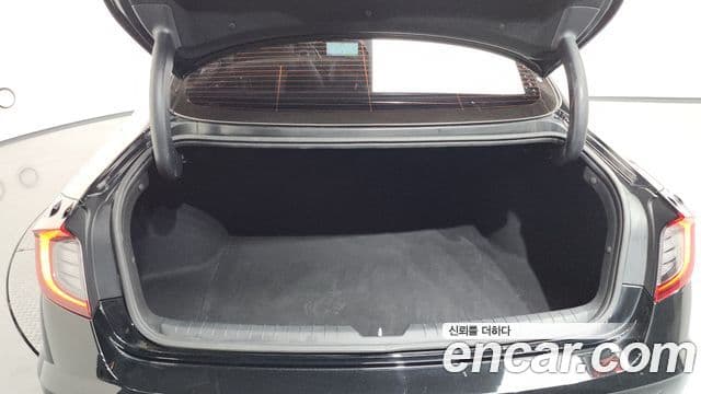 Hyundai Sonata 2022 — Şəkil 18/20