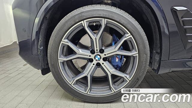 BMW X5 2025 — Photo 9/32