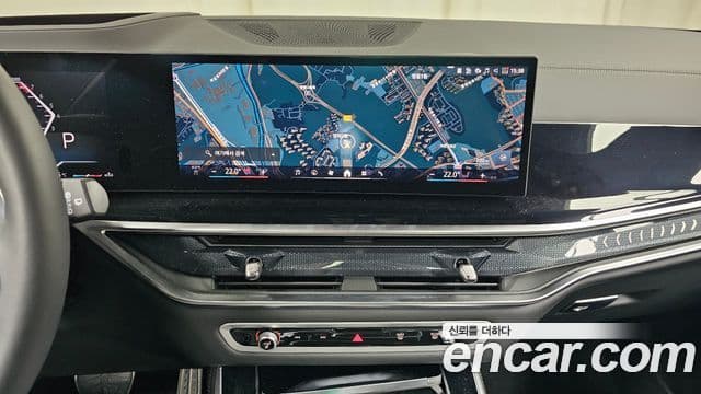 BMW X5 2025 — Photo 27/32
