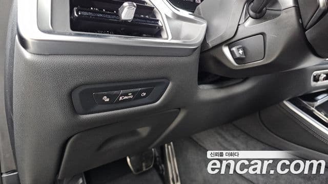 BMW X5 2025 — Photo 14/32