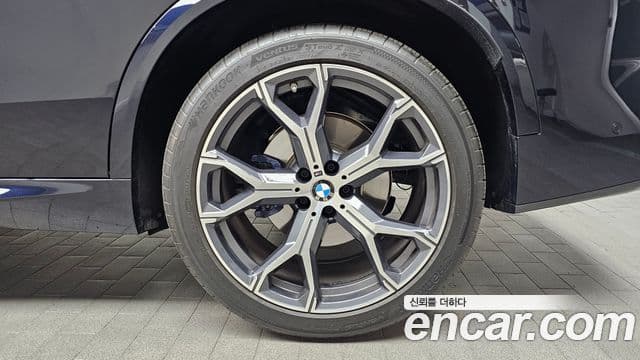 BMW X5 2025 — Photo 20/32
