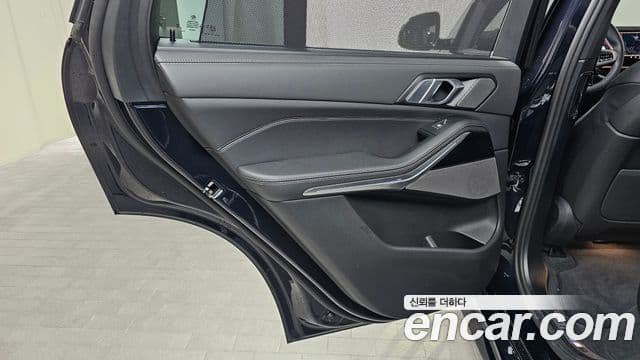 BMW X5 2025 — Photo 13/32