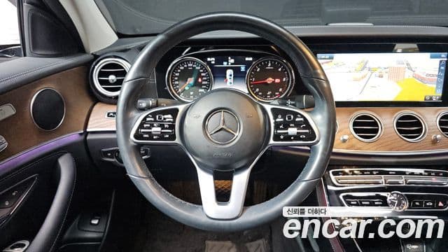 Mercedes-Benz E-Class 2019 — Şəkil 11/20