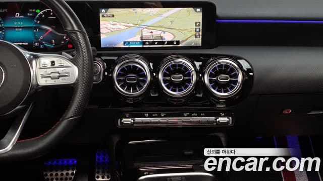 Mercedes-Benz A-Class 2021 — Фото 13/20