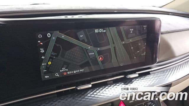 Kia Carnival 2021 — ფოტო 14/20