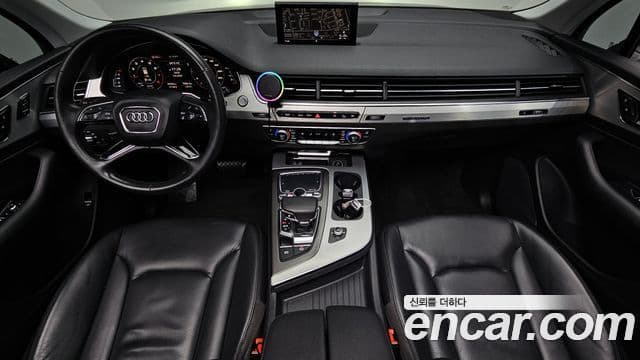 Audi Q7 2019 — Фото 7/20