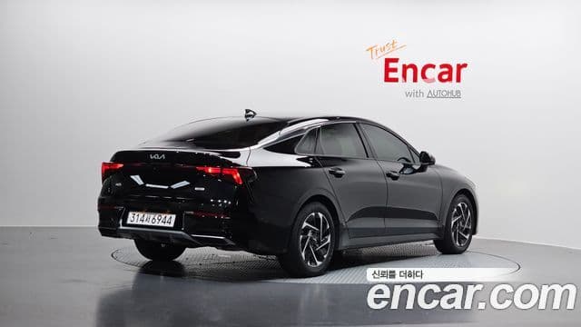 Kia K5 2024 — Şəkil 2/20