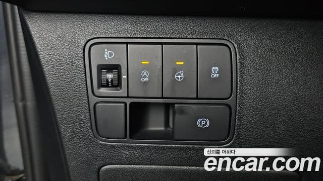 Hyundai Staria 2022 — ფოტო 13/20