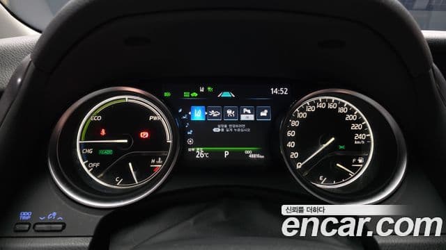 Toyota Camry 2024 — Şəkil 22/30
