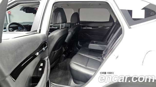 Kia Seltos 2025 — Şəkil 11/20