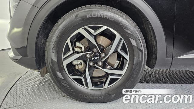 Kia Sportage 2022 — ფოტო 5/20